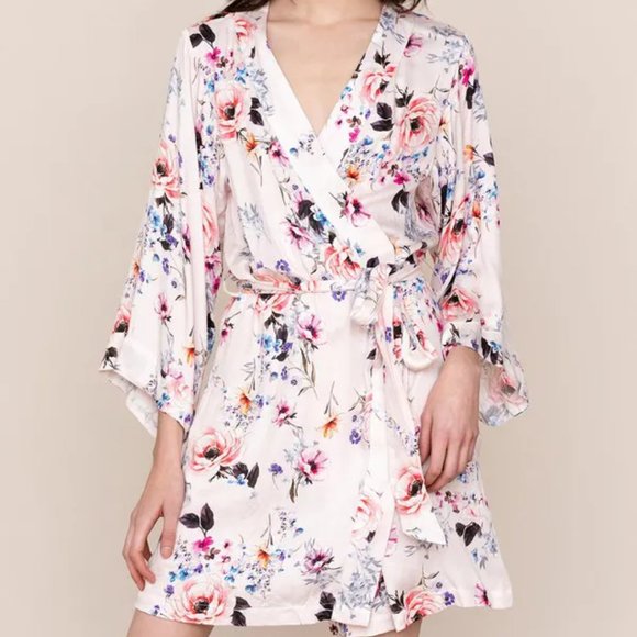 Yumi Kim Other - NWOT Yumi Kim Dream Lover Evening Bliss Robe